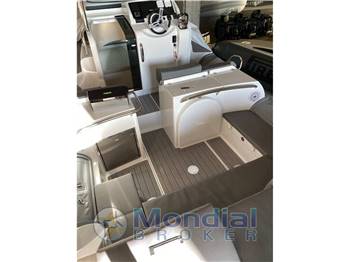 Pirelli Pirelli 1100 cabin