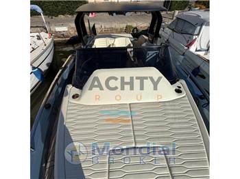 Cranchi A 32 Luxury Tender
