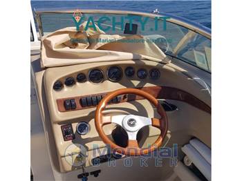 Sea Ray 230