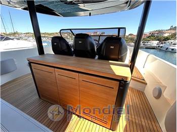 Cranchi A46 Luxury Tender