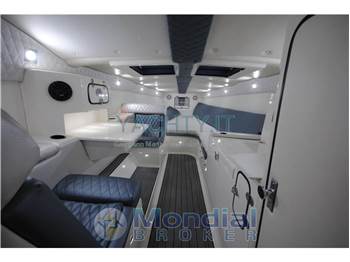 Cigarette R.T. 38' Top Gun