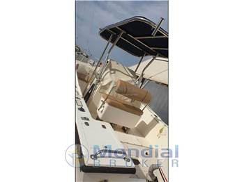 Mako Marine MAKO 211