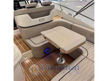 Cranchi Yachts E30 Endurance