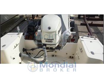 Mako Marine MAKO 211