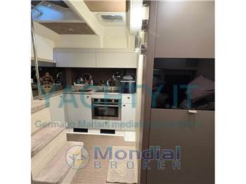 Cranchi M44 HT