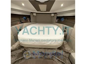 Cranchi M44 HT