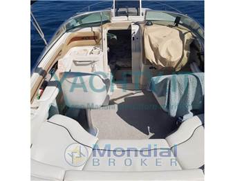 Sea Ray 230