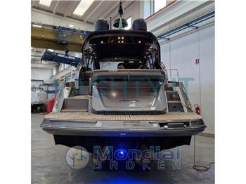 Cranchi M44 HT