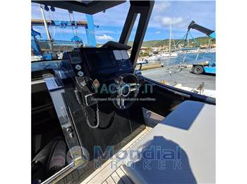 Maori Yacht Maori 37