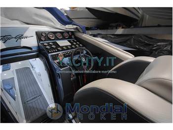 Cigarette R.T. 38' Top Gun