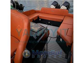 Ranieri International Cayman 38 Excutive Trofeo