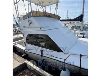 Albemarle 32' Fly