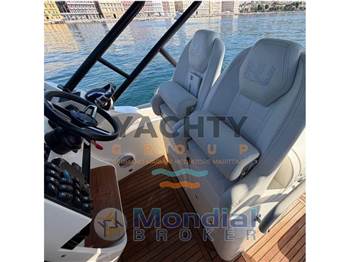 Nuova Jolly PRINCE 38 Sport Cabin