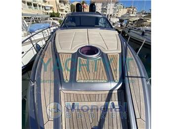 Pershing 5X