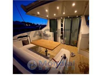 Azimut 43S