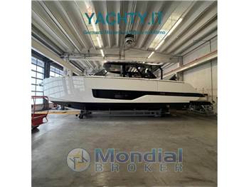 Cranchi A46 Luxury Tender