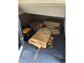 Four Winns Vista 258