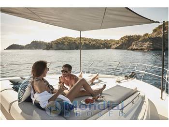 Jeanneau Prestige 590 Flybridge