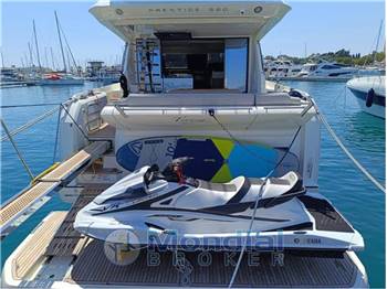 Jeanneau Prestige 590 Flybridge