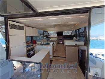 Jeanneau Prestige 590 Flybridge