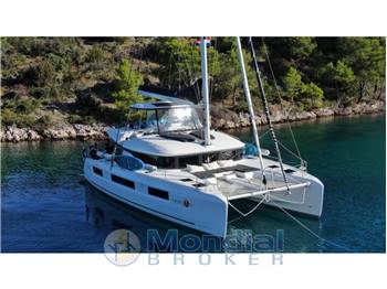 Lagoon 51