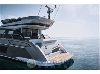 Azimut 53 Fly