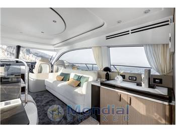Azimut 53 Fly