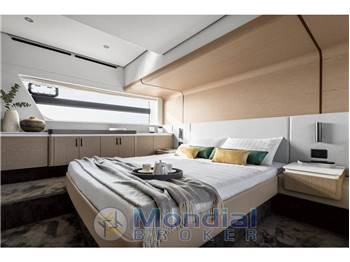 Azimut 53 Fly