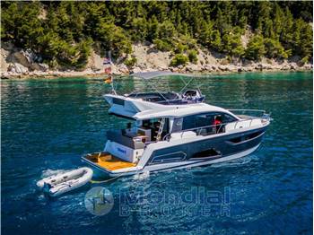 Sealine F430 Fly