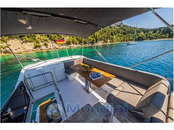 Sealine F430 Fly