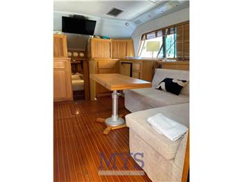 Bertram Yacht 37' Convertible