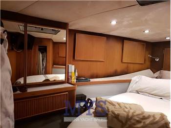 Bertram Yacht 37' Convertible