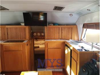 Bertram Yacht 37' Convertible