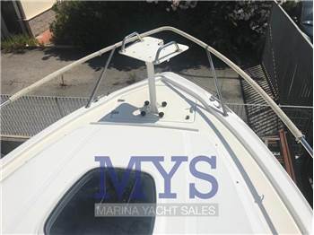 Boston Whaler OUTRAGE 320