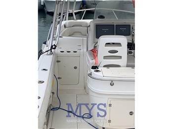 Boston Whaler OUTRAGE 320