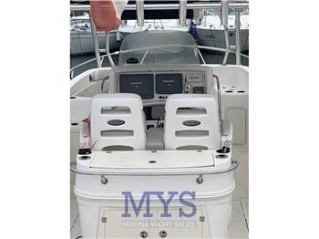 Boston Whaler OUTRAGE 320