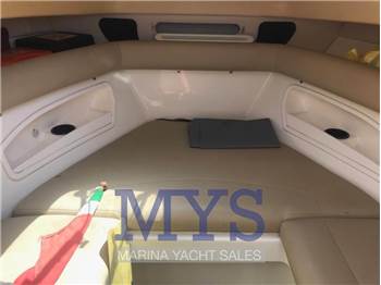 Boston Whaler OUTRAGE 320