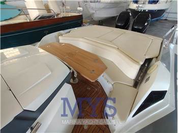SACS STRIDER 11