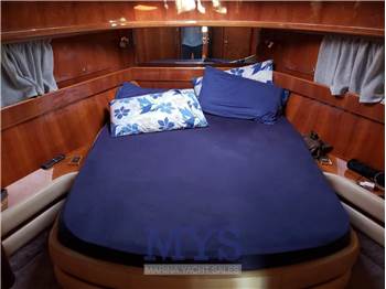 Cayman 42 FLY