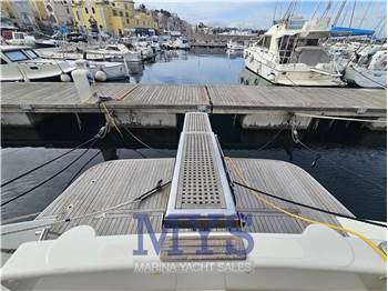 Azimut AZ 43