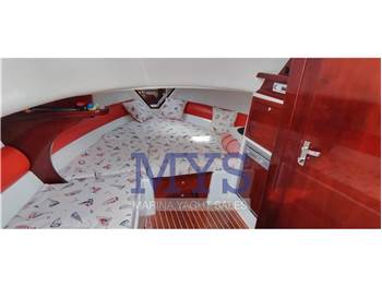 Cantieri Venere 28 flash