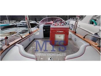 Cantieri Venere 28 flash