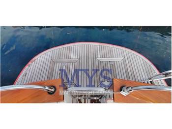 Cantieri Venere 28 flash