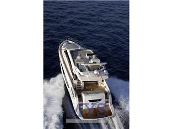 Cayman Yachts F520 NEW