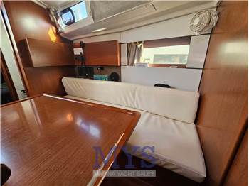 Beneteau OCEANIS 38.1