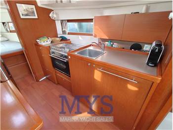 Beneteau OCEANIS 38.1