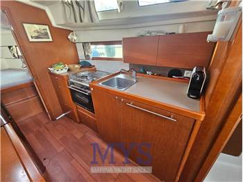 Beneteau OCEANIS 38.1