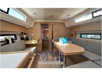 Bavaria C42