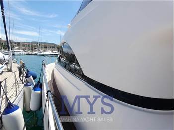 Cantieri Navali del Tirreno Cayman 40