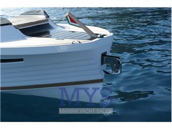 Cantiere Ma.Mi Ma.Mi 28 T Top